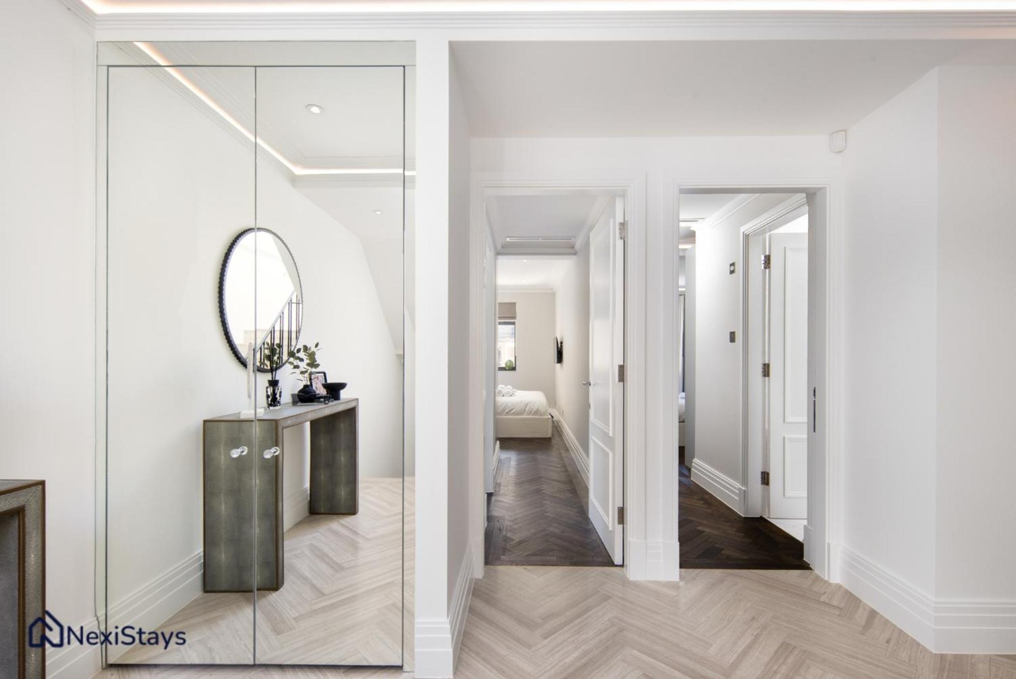 1 Min Walk To Harrods, Knightsbridge Penthouse * Londres